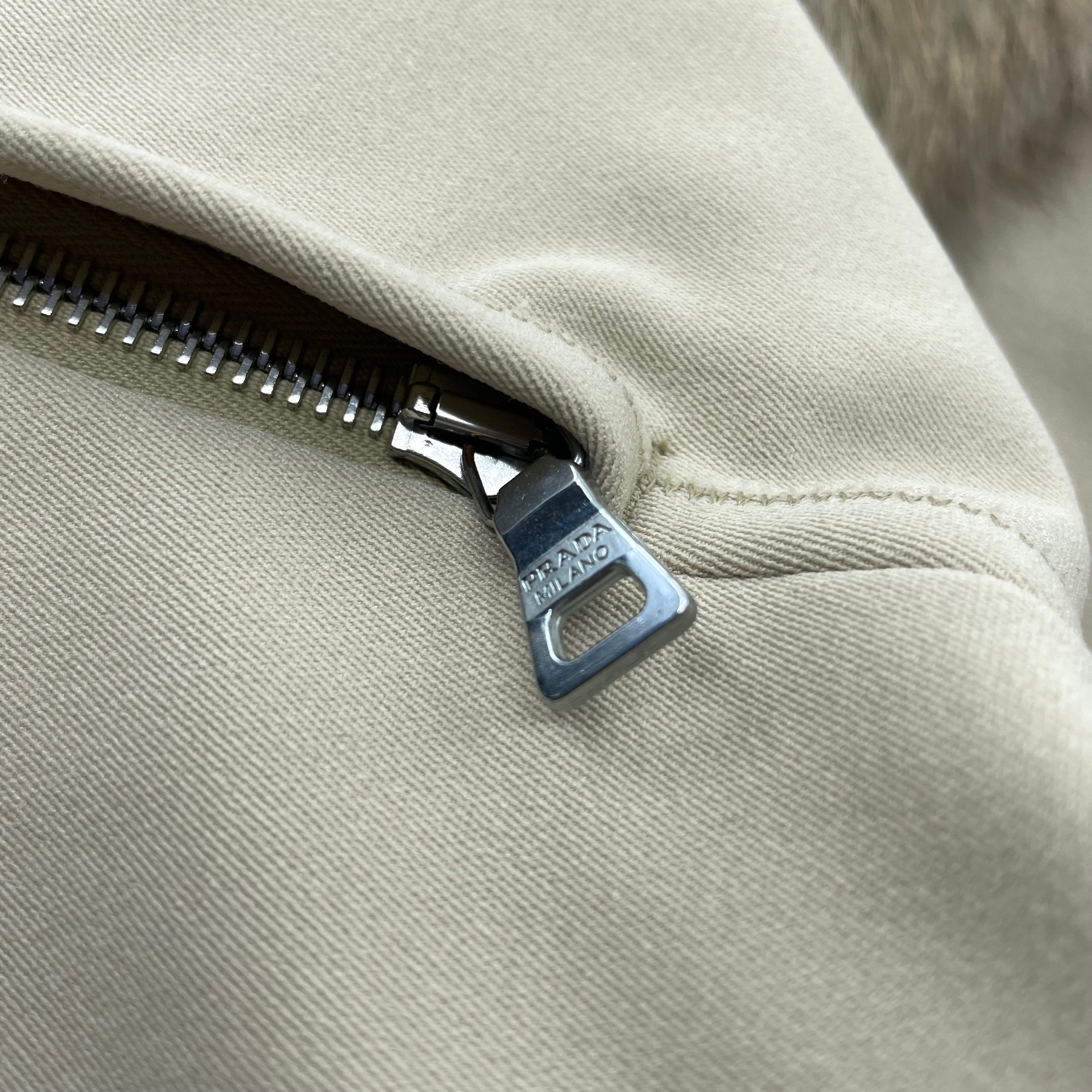 2000'S PRADA JACKET (S)