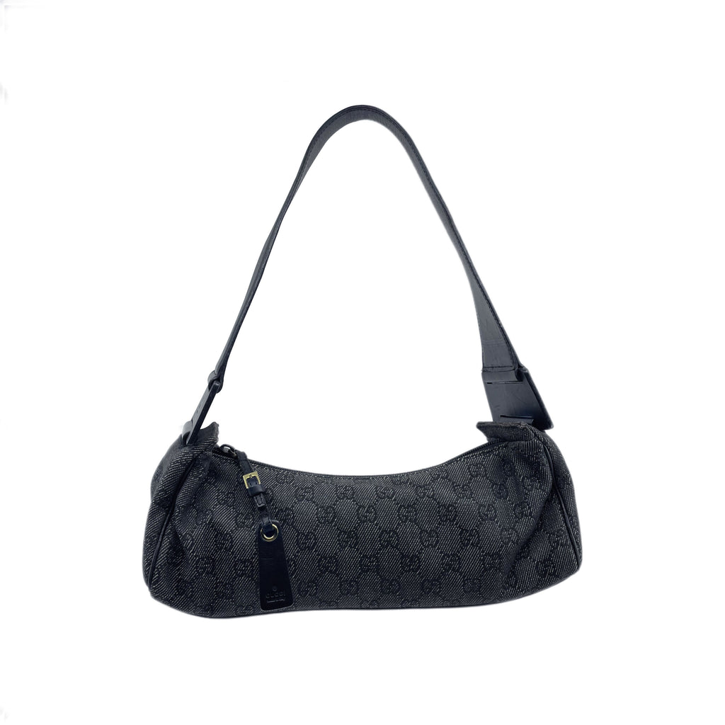 Gucci Supreme barrel bag