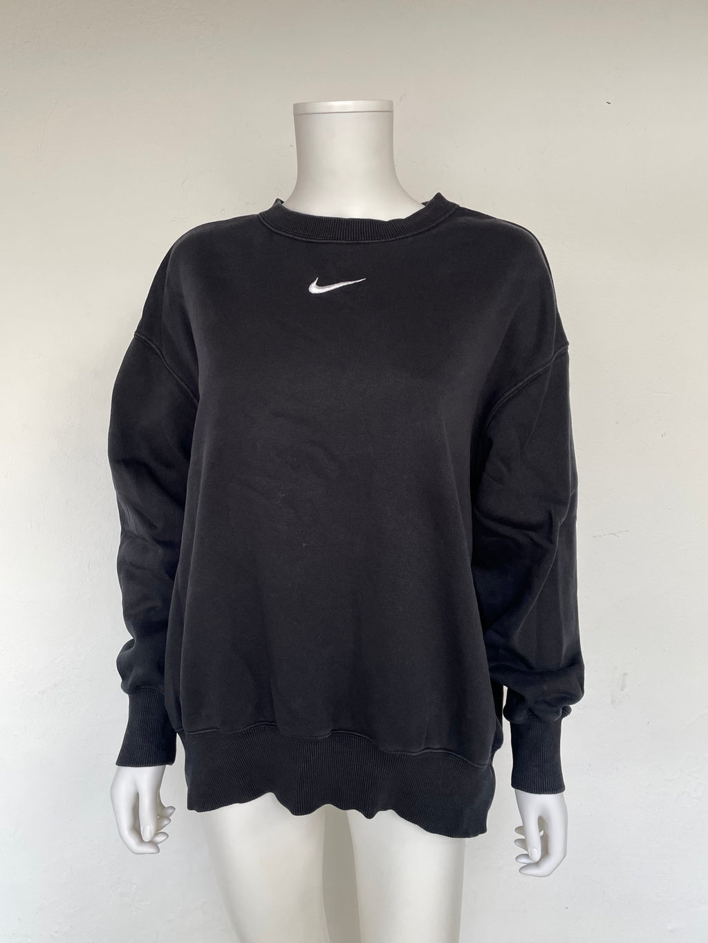 NIKE SWEATSHIRT (M)