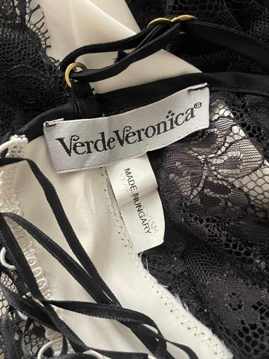 VINTAGE LACE DRESS (S)