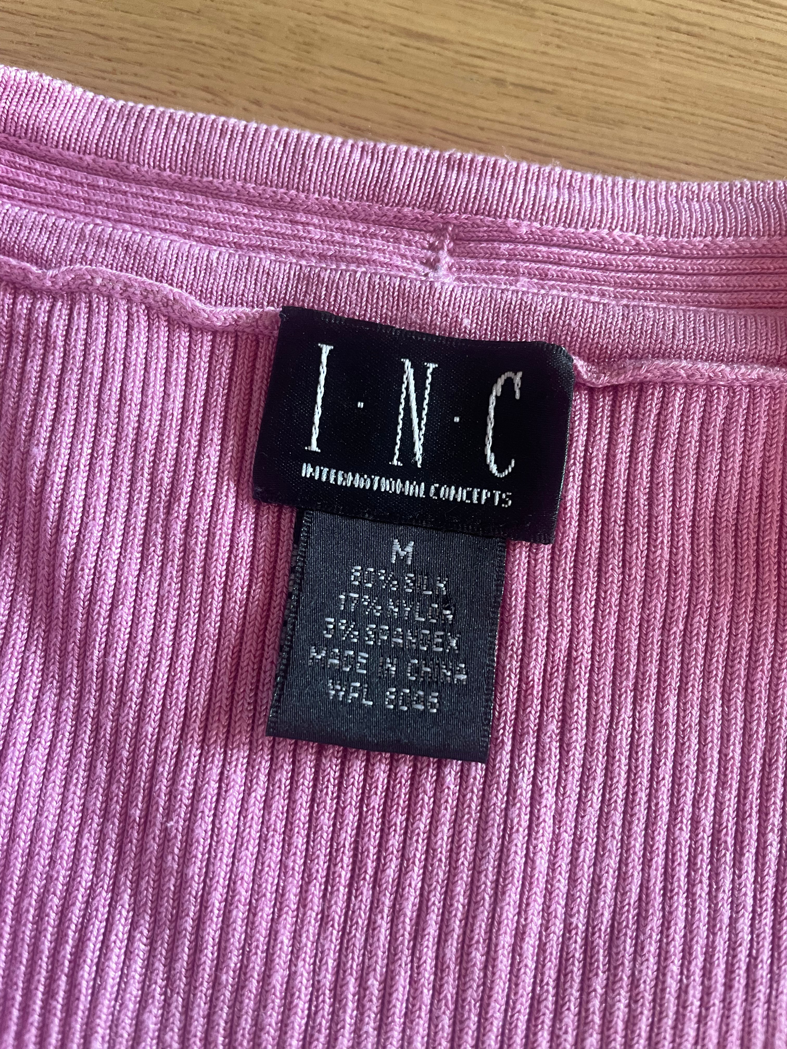 INC SILK & NYLON TOP (M)