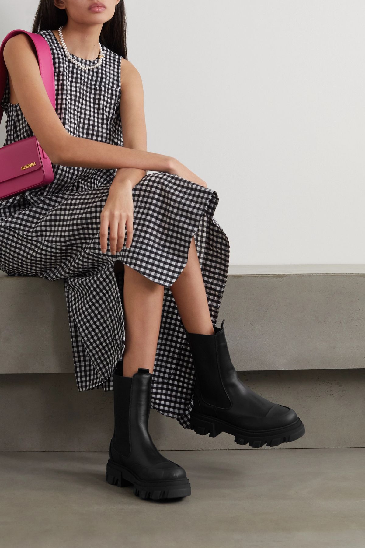 GANNI LEATHER CHELSEA BOOTS (38)