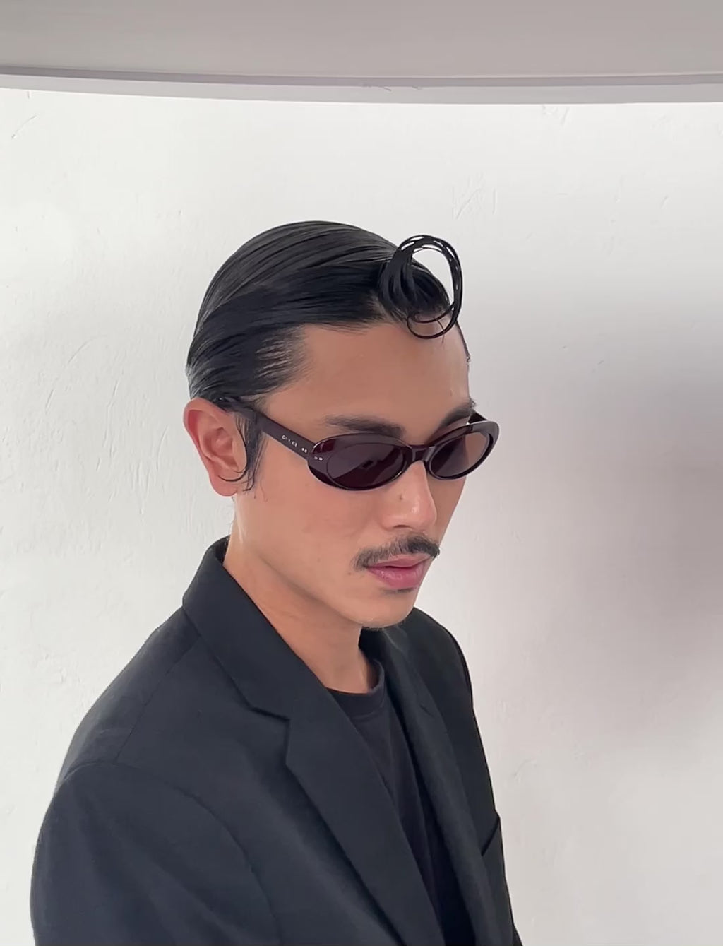 GUCCI OVAL SUNGLASSES BROWN